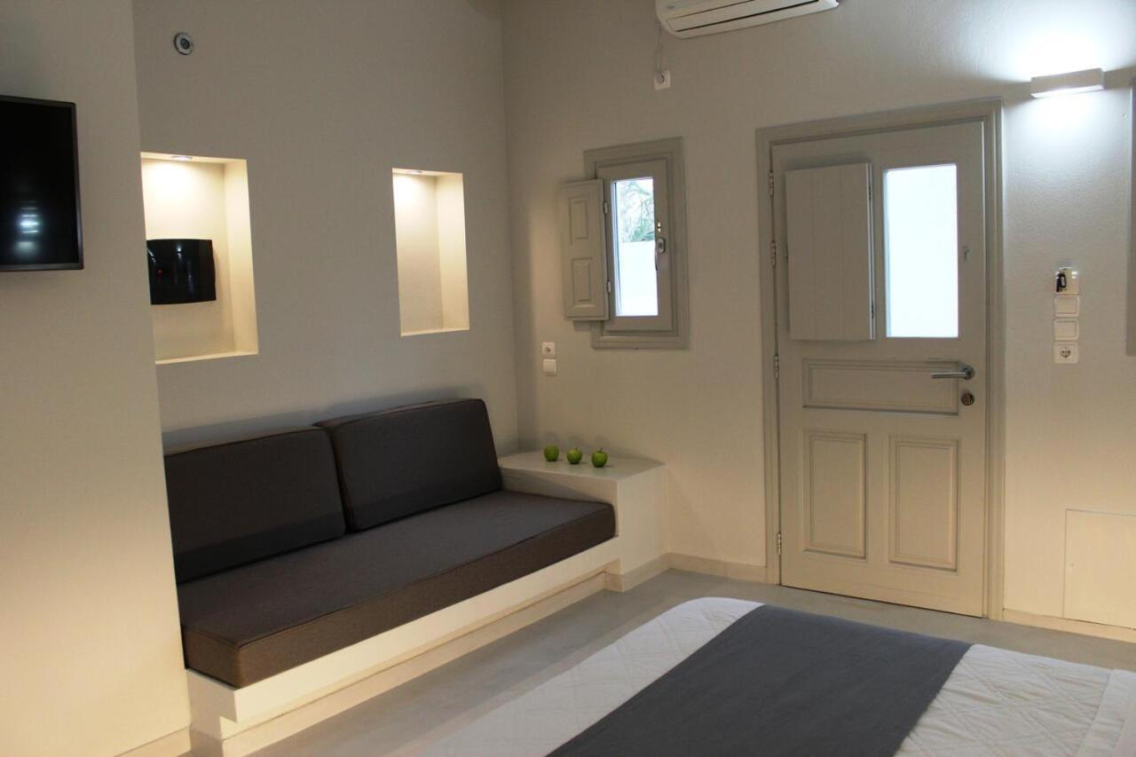 Perissa Beachfront Rooms 外观 照片