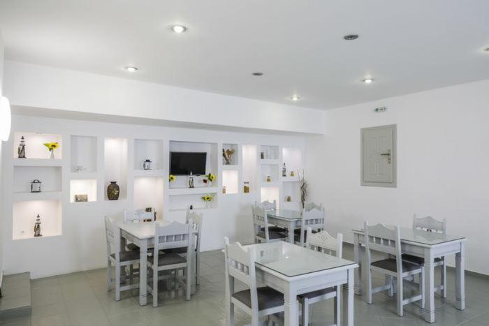 Perissa Beachfront Rooms 外观 照片