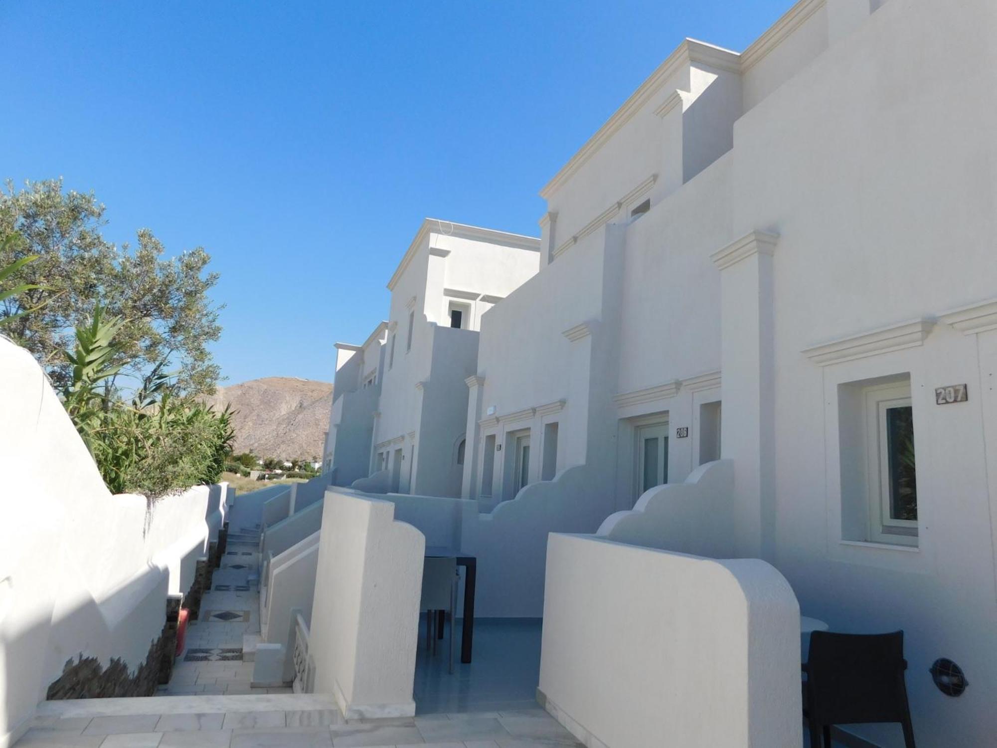 Perissa Beachfront Rooms 外观 照片