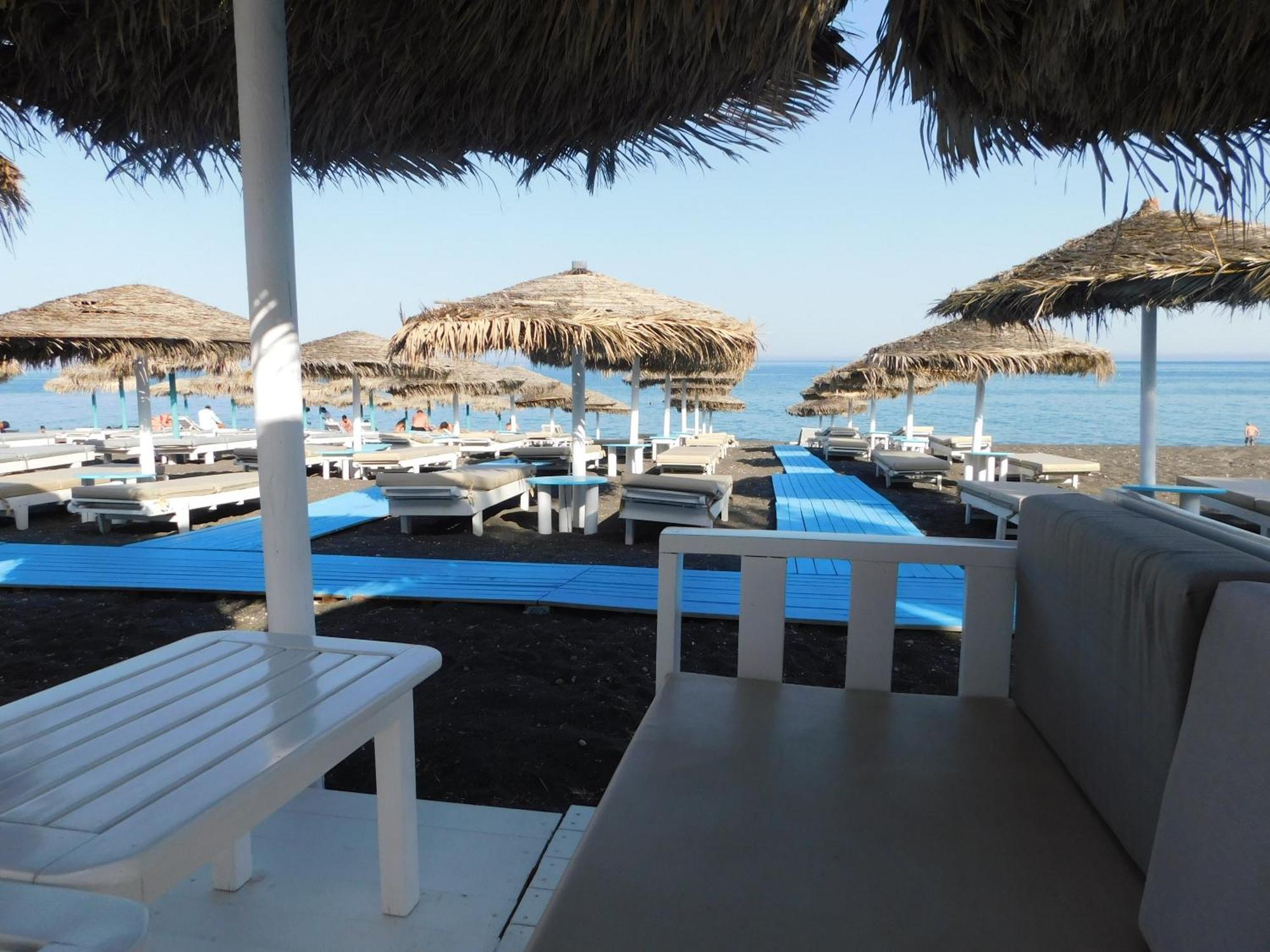 Perissa Beachfront Rooms 外观 照片